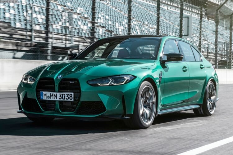 تويوتا كامري 2022 فل كامل